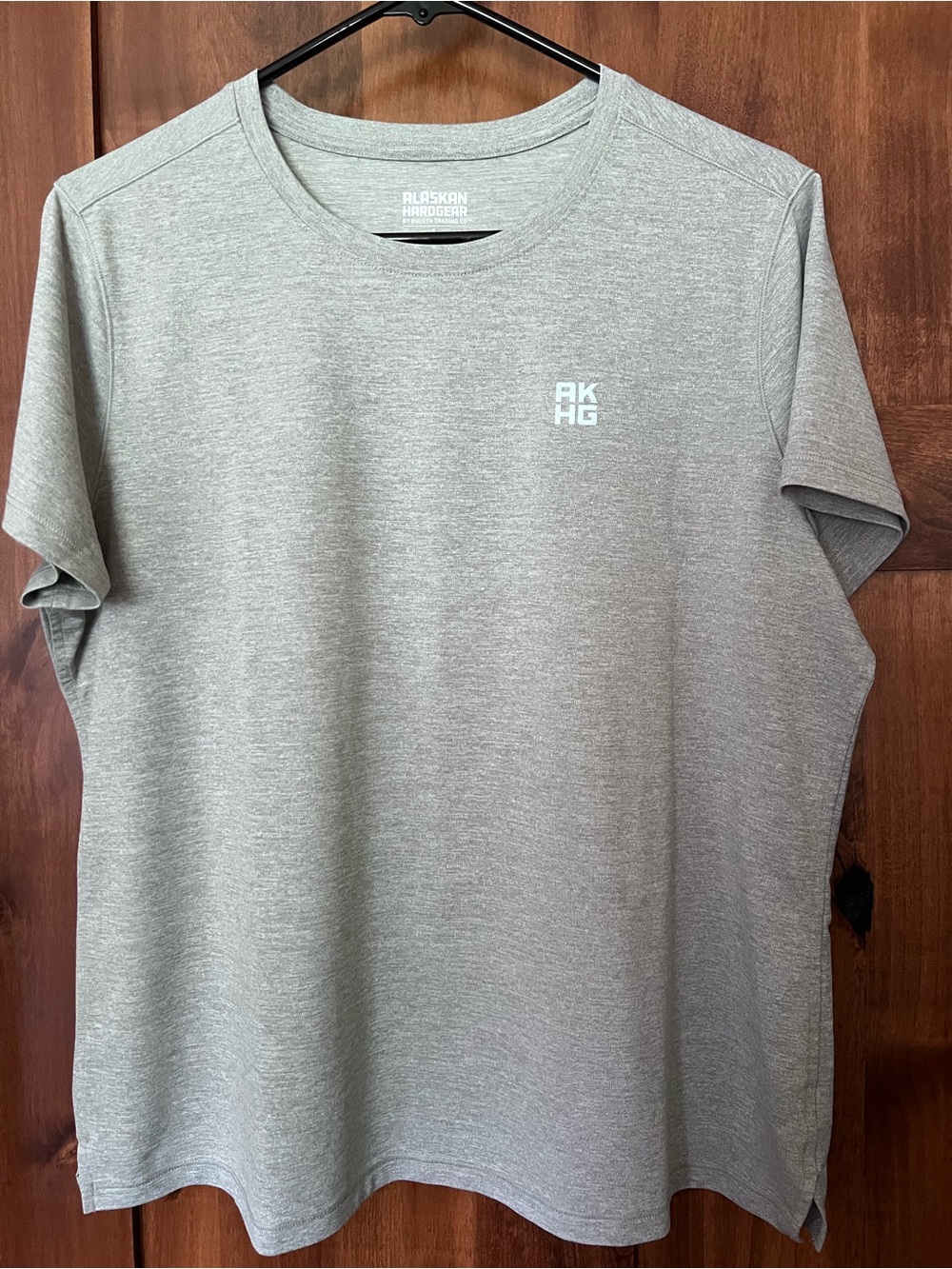 Duluth Trading Co Heather Light Gray Short Sleeve Tee